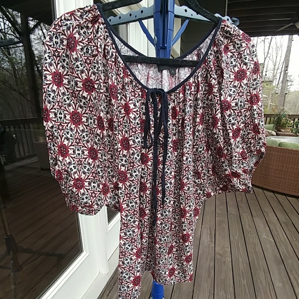 Karen Kane top